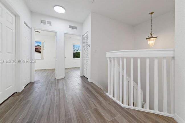 Building Photo - 14049 SW 51st Ln