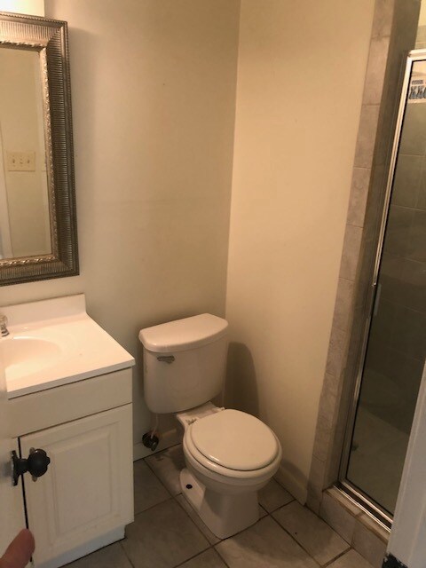 Building Photo - 213 N 6th St