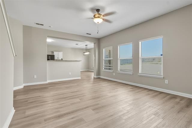 Building Photo - 5015 Royal Springs Dr