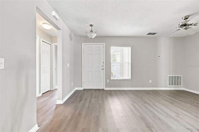 Building Photo - 516 Bella Rosa Cir