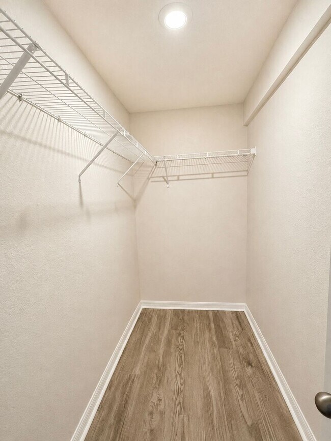 Building Photo - Move in Special + Pets Allowed