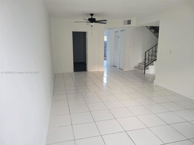 Building Photo - 3913 NW 76th Terrace