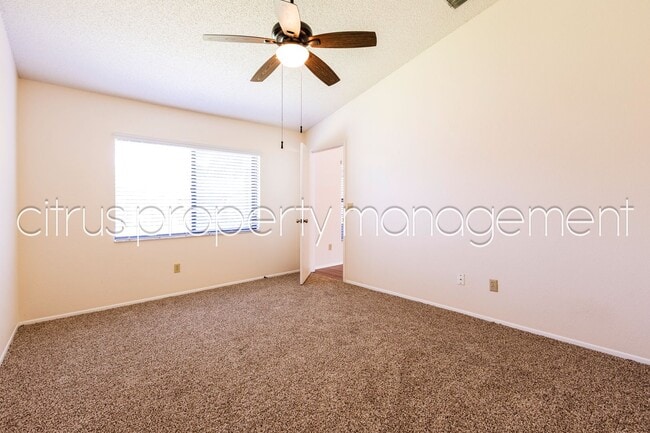 Building Photo - 3/2 Home in Alafaya Woods