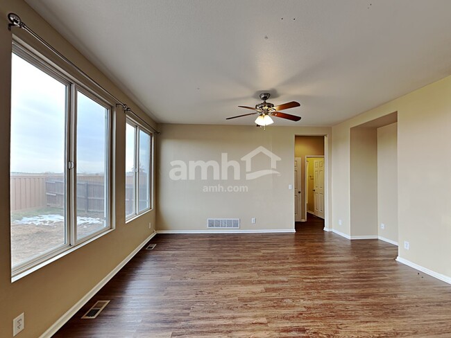 Building Photo - 5554 N Lewiston St