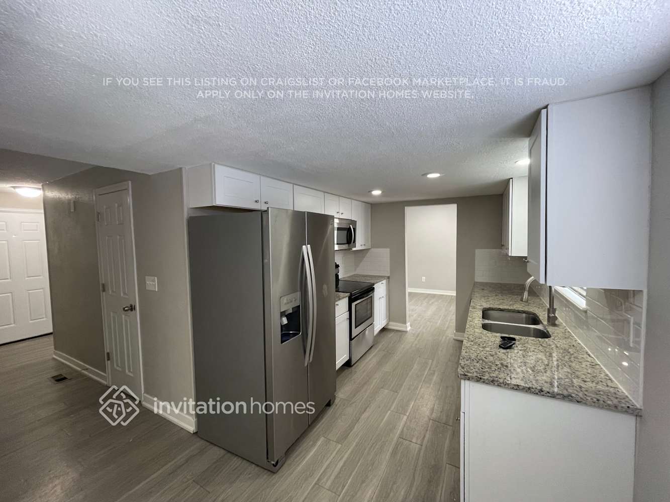 Building Photo - 18623 E Lehigh Ave