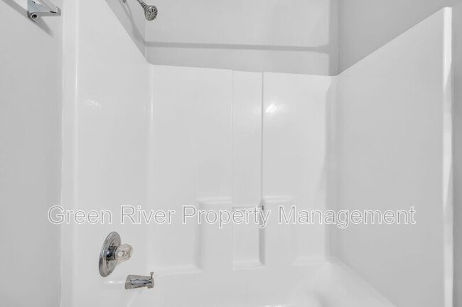 Building Photo - 7920 Merrill Rd