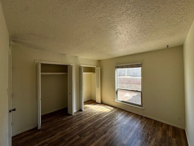 Building Photo - 12244 Menaul Blvd NE