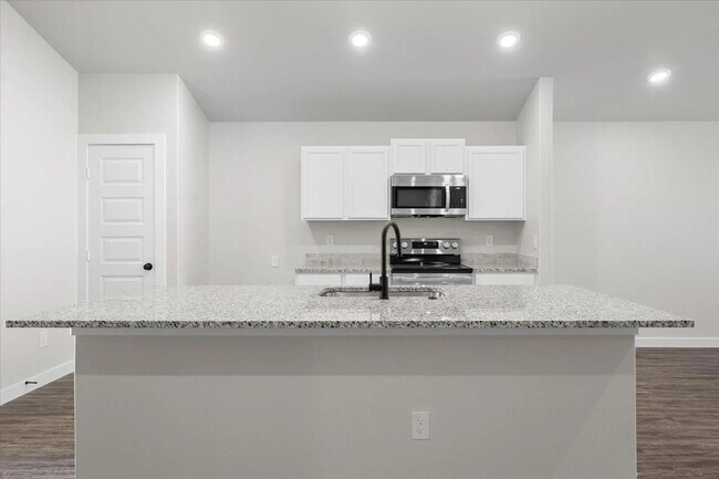 Building Photo - New Construction in Willowbend