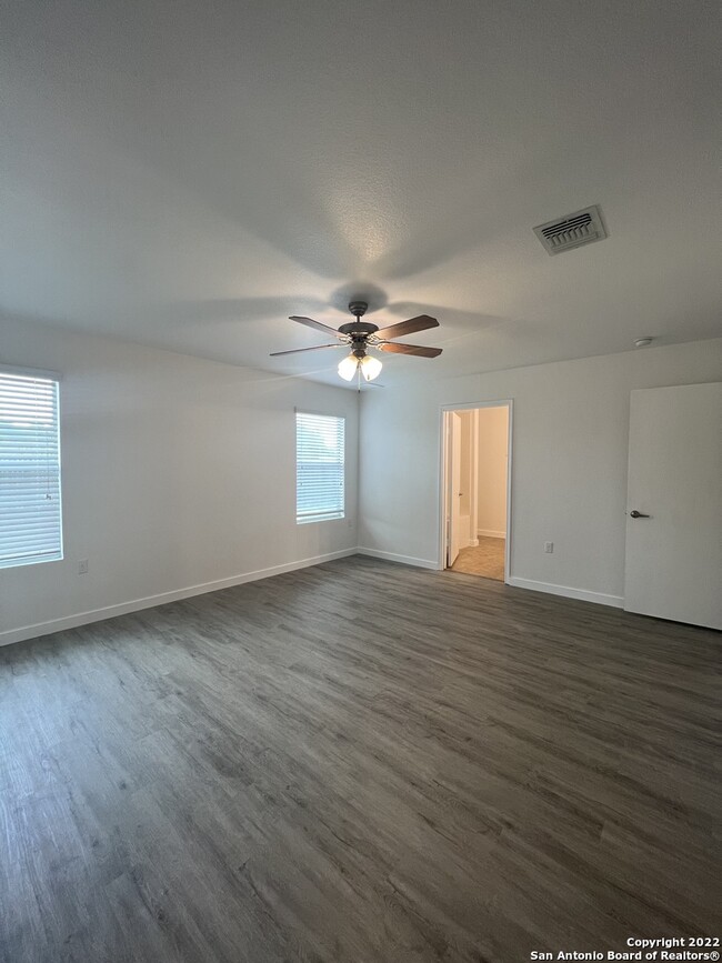 Building Photo - 9116 China Rose Dr