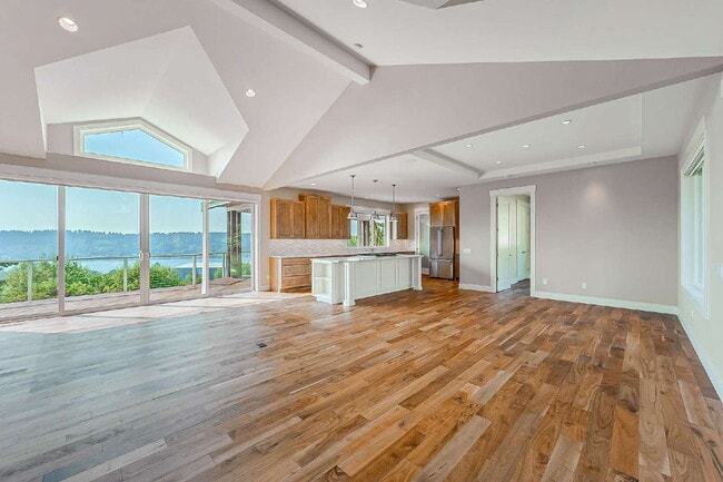 Building Photo - Captivating Rental Home perched above the ...
