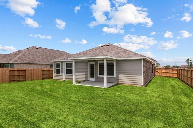 Building Photo - 3003 Middleton Dr