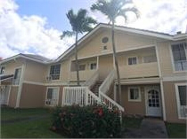 Building Photo - Great 2bd/1.5ba unit with 2 parking stalls...