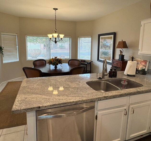 Building Photo - 13714 W Caballero Dr