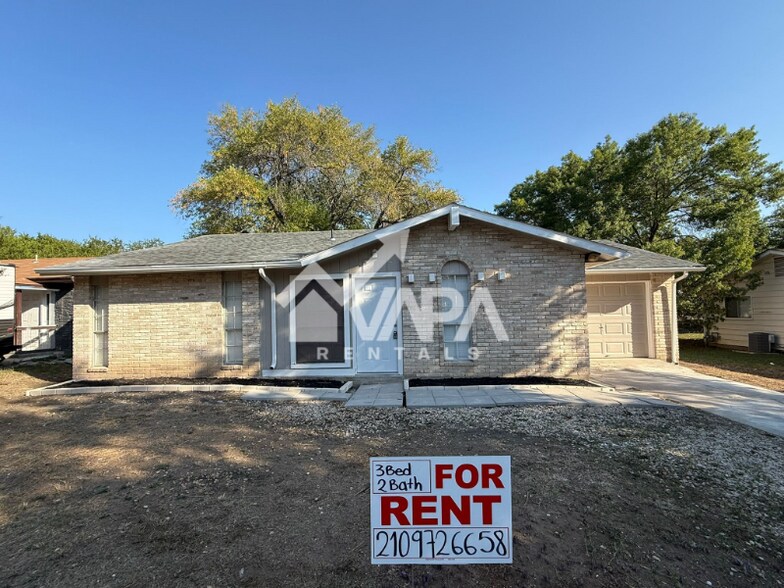 Building Photo - 216 Kimberly Dr