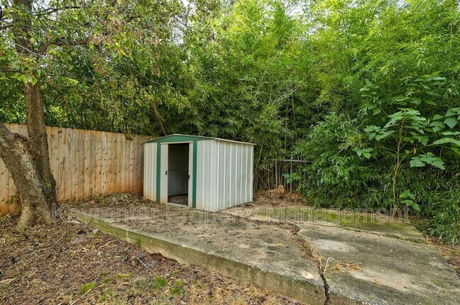 Building Photo - 1520 NW 47th St