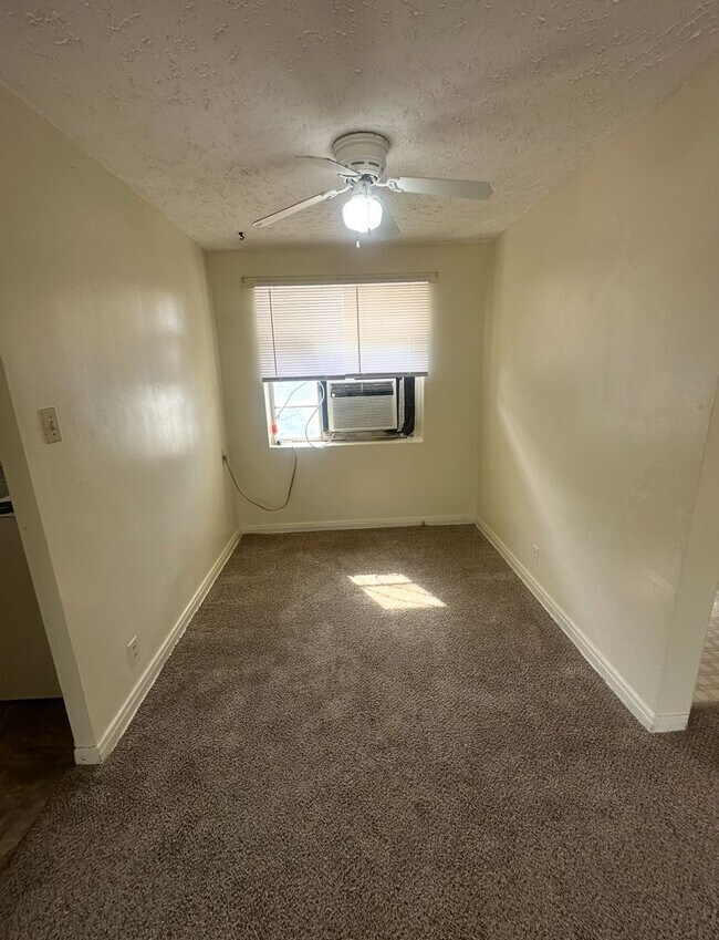 Building Photo - cc0216