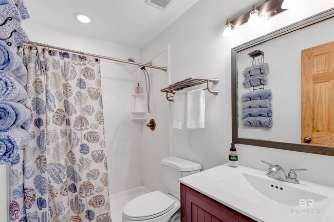 Building Photo - 15851 Keeney Dr