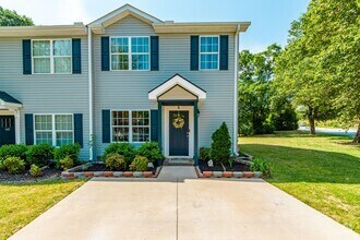 Building Photo - This beautifully 1 small Pet friendly 3 be...