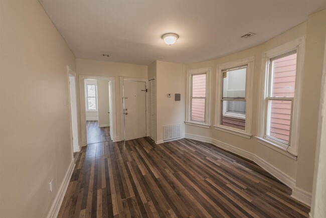 Building Photo - 134 Wakeman Ave