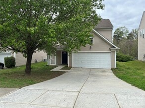 Building Photo - 2807 Forest Grove Ct