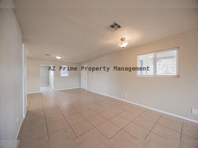 Building Photo - 2062 E Nancy Ln