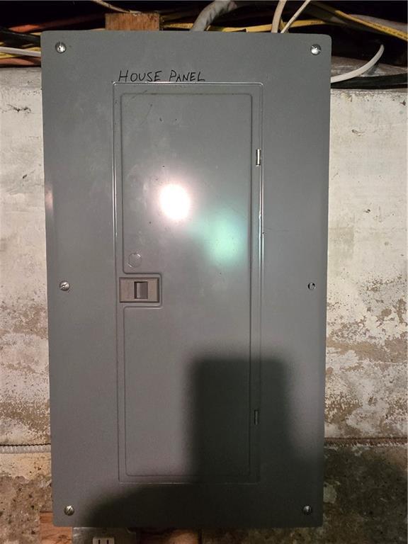 Building Photo - 43 Baptist St