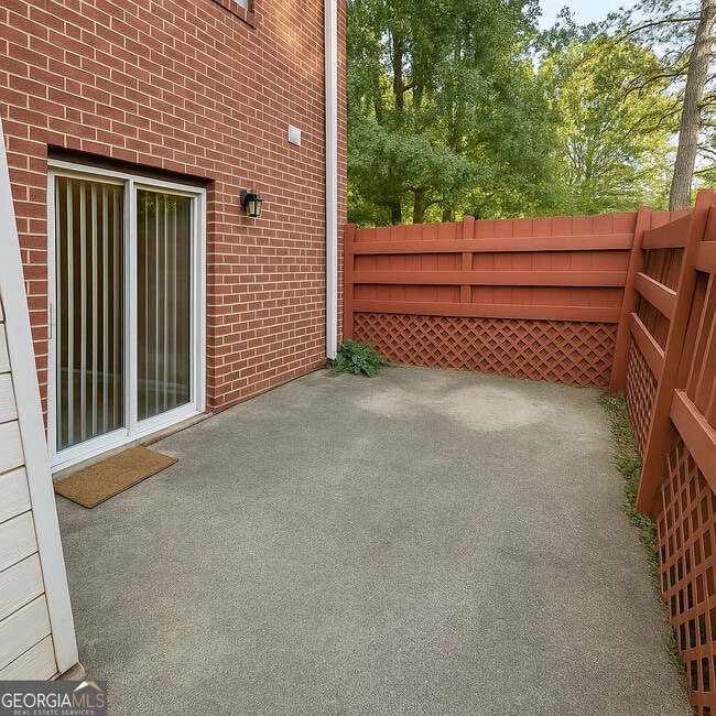 Building Photo - 2900 Webb Bridge Rd