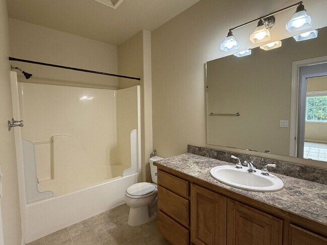 Building Photo - 3540 Sterling Woods Dr