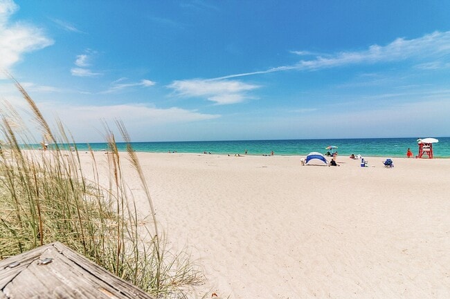 Building Photo - 1501 Shannon Ave