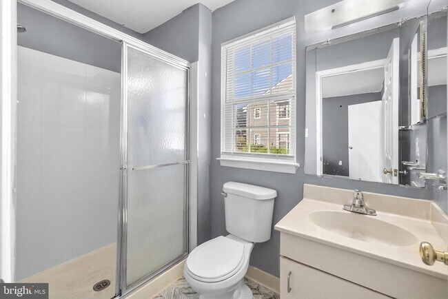 Building Photo - 8630 Beekman Pl