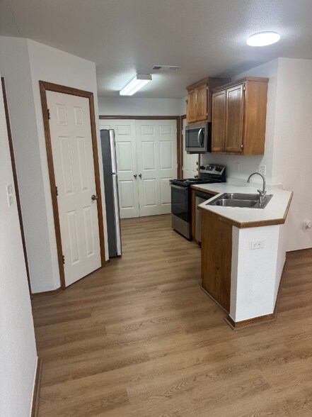 Building Photo - 4204 Magnolia St