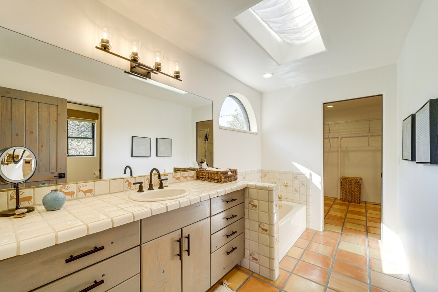 Building Photo - 75 Navajo Trail