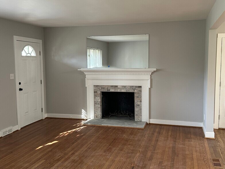 Building Photo - 1630 Peachtree Road