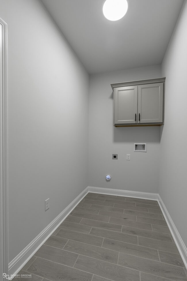 Building Photo - 212 Paisley Ln