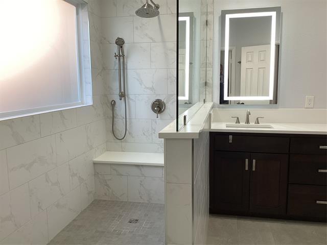 Building Photo - 8113 Union Lake Dr