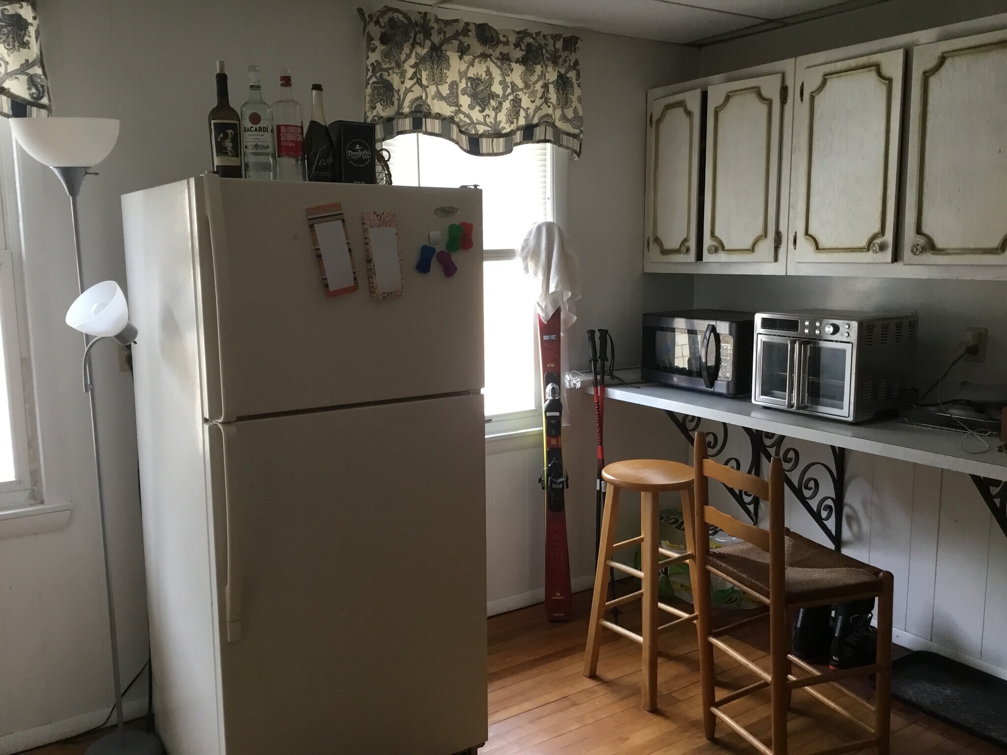 Building Photo - 1023 Downer Ave