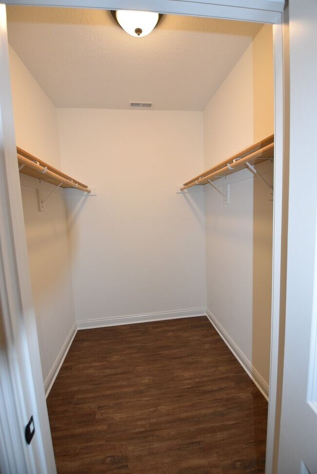 Building Photo - Harrison 315-319