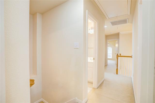 Building Photo - 2056 Stonecourt Dr