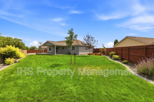 Building Photo - 5520 Leon Ct
