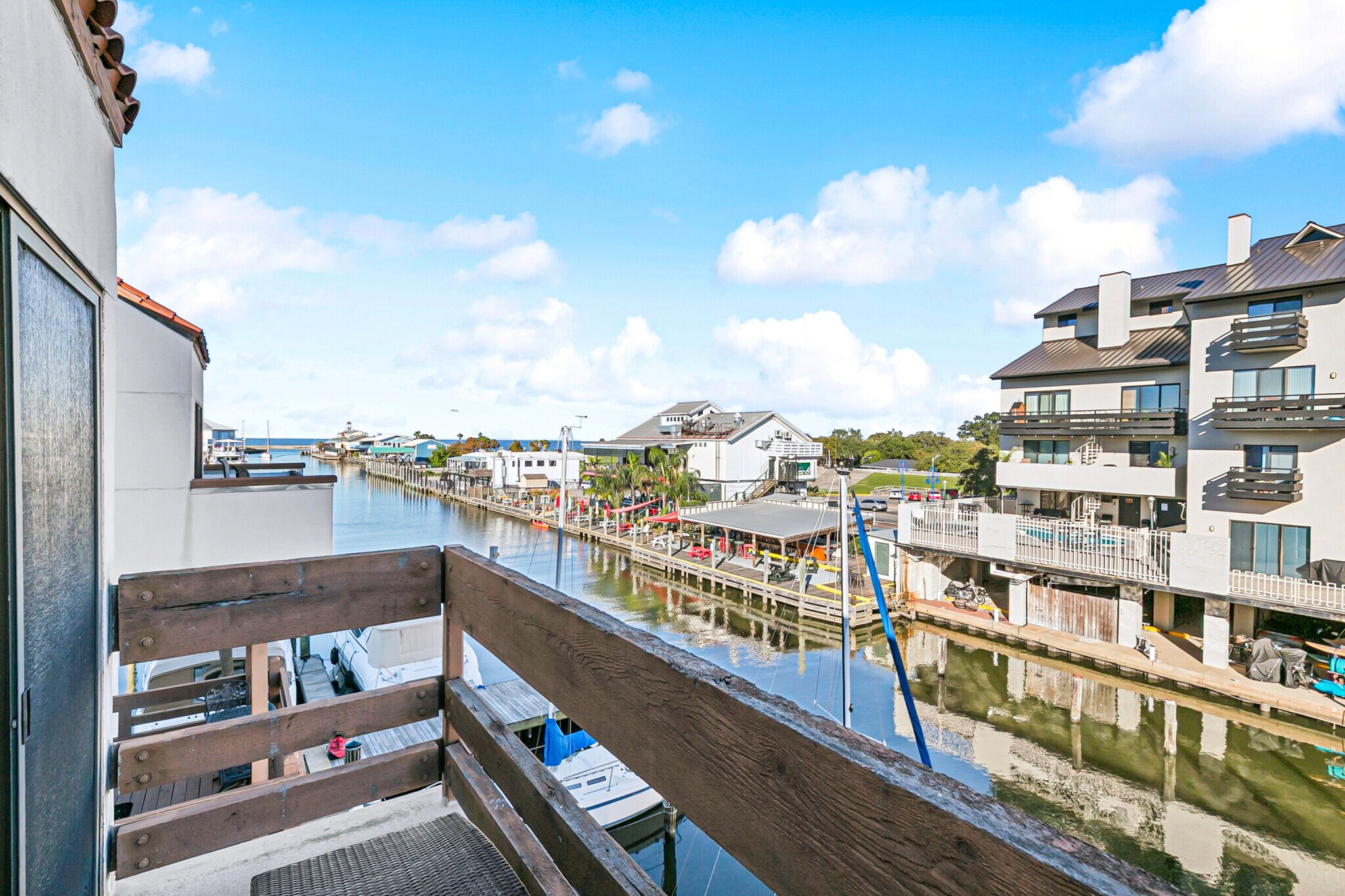 Building Photo - 8654 Pontchartrain Blvd