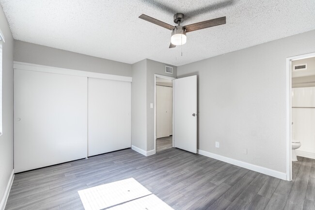 C2 Renovated - 3 Bed 2 Bath - Rise at The District