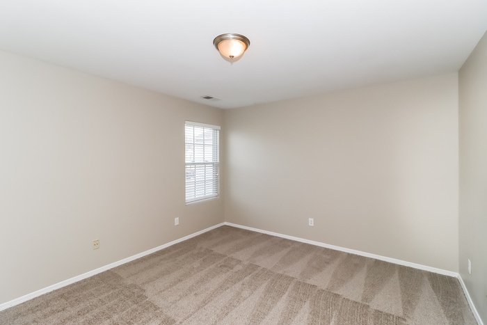 Building Photo - 9623 Bayview Pkwy