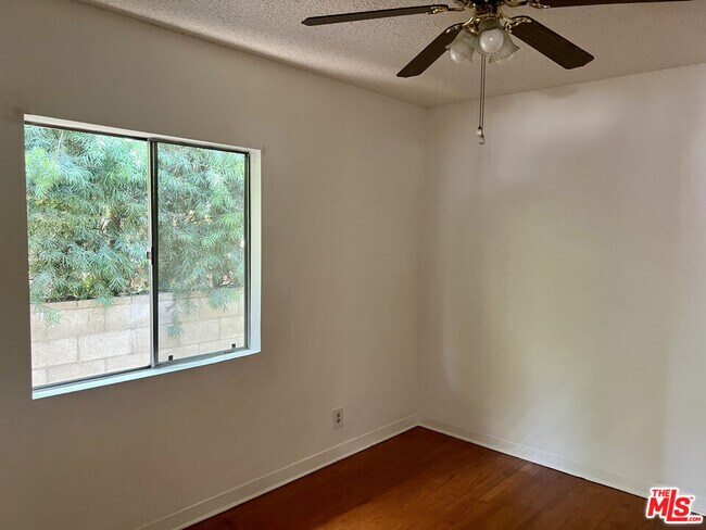 Building Photo - 4316 Perlita Ave