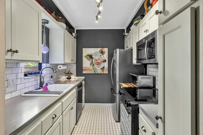 Building Photo - 1509 NW 4th Ave