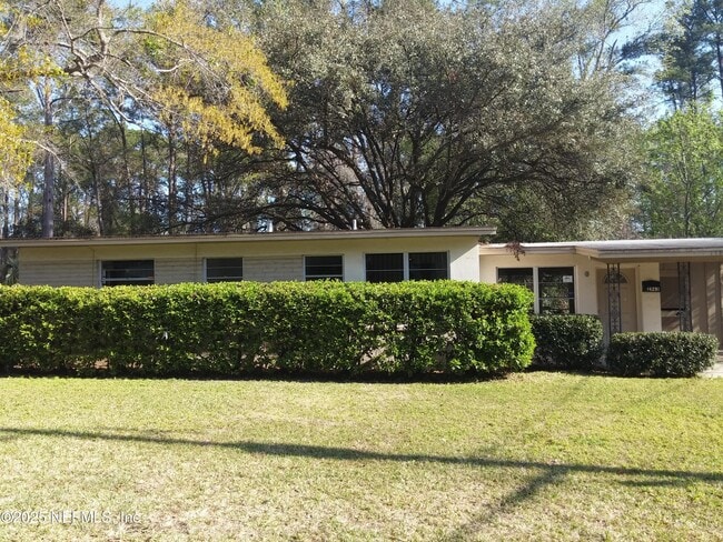 Building Photo - 7963 Lemans Dr