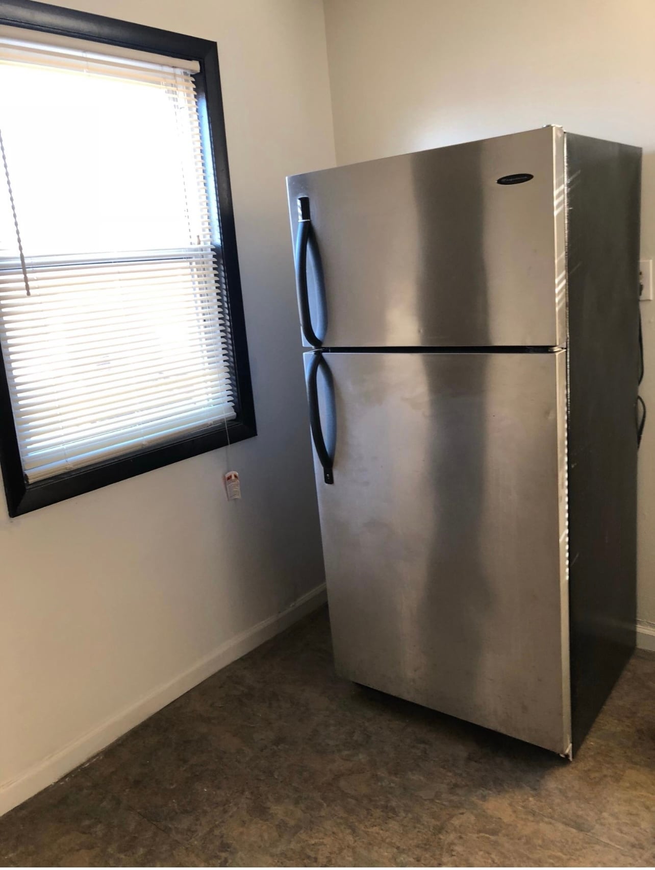 Building Photo - 3139 S Parnell Ave