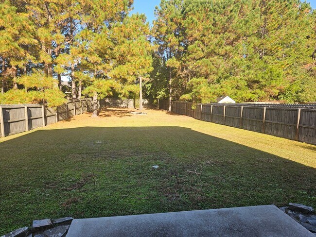 Building Photo - 3 Bedroom 2.5 bath unfurnished home in The Landing at Mill Creek - Sneads Ferry