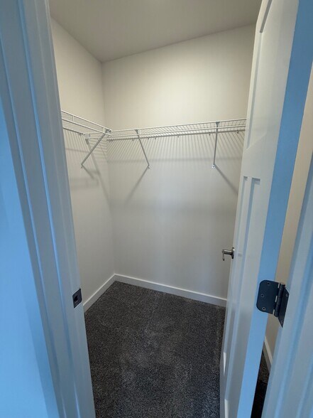 Building Photo - 179 Lockheed Dr