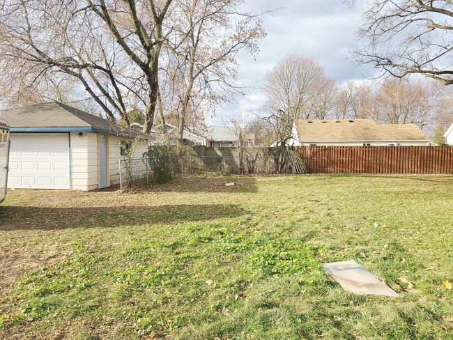 Building Photo - Charming 2 Bedroom 1 Bath Single Family Ho...