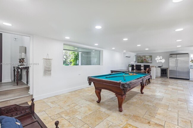 Building Photo - 6300 SW 144th St